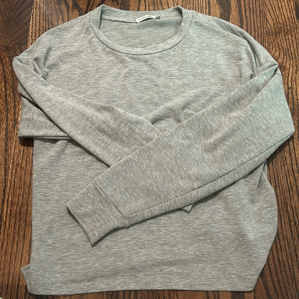 Comune grey shirt